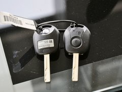 2014款 2.7T 自动 四驱豪华导航版 5座