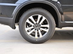 2014款 2.7T 自动 四驱豪华导航版 5座