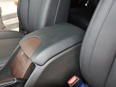 2014款 2.7T 自动 四驱豪华导航版 5座