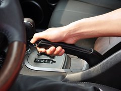 2014款 2.7T 自动 四驱豪华导航版 5座
