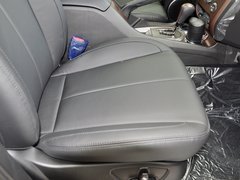2014款 2.7T 自动 四驱豪华导航版 5座