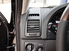 2014款 2.7T 自动 四驱豪华导航版 5座