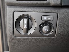 2014款 2.7T 自动 四驱豪华导航版 5座