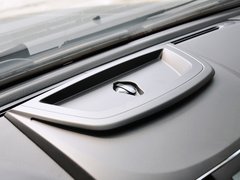 2014款 2.7T 自动 四驱豪华导航版 5座