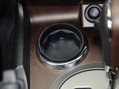 2014款 2.7T 自动 四驱豪华导航版 5座