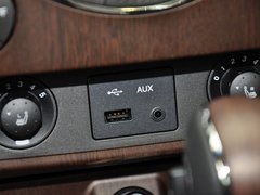 2014款 2.7T 自动 四驱豪华导航版 5座