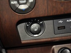 2014款 2.7T 自动 四驱豪华导航版 5座