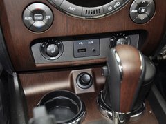2014款 2.7T 自动 四驱豪华导航版 5座