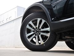 2014款 2.7T 自动 四驱豪华导航版 5座