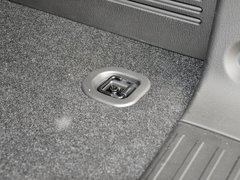 2014款 2.7T 自动 四驱豪华导航版 5座