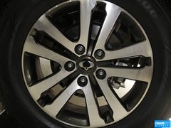 2014款 2.7T 自动 四驱豪华导航版 5座