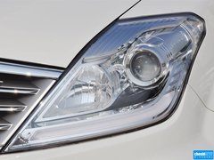 2014款 2.7T 自动 四驱豪华导航版 5座