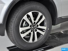 2014款 2.7T 自动 四驱豪华导航版 5座