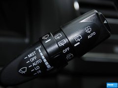2014款 2.7T 自动 四驱豪华导航版 5座