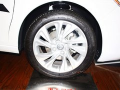 2013款 1.8L 自动 劲智版