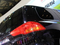 2013款 2.4L 手动 舒适版 7座