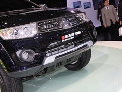2013款 2.4L 手动 舒适版 7座