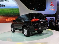 2013款 2.4L 手动 舒适版 7座