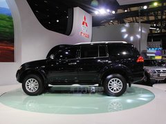 2013款 2.4L 手动 舒适版 7座
