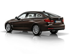2013款 335i 3.0T 自动 风尚设计套装