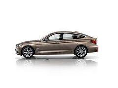 2013款 335i 3.0T 自动 风尚设计套装