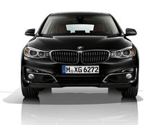 2013款 335i 3.0T 自动 风尚设计套装