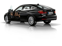 2013款 335i 3.0T 自动 风尚设计套装