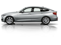 2013款 335i 3.0T 自动 风尚设计套装