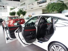 2013款 335i 3.0T 自动 风尚设计套装