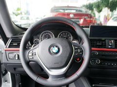2013款 335i 3.0T 自动 风尚设计套装