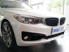 2013款 335i 3.0T 自动 风尚设计套装