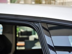 2013款 335i 3.0T 自动 风尚设计套装