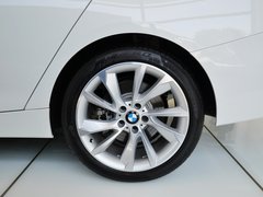 2013款 335i 3.0T 自动 风尚设计套装