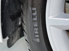 2013款 335i 3.0T 自动 风尚设计套装
