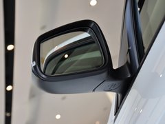 2013款 335i 3.0T 自动 风尚设计套装