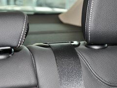 2013款 335i 3.0T 自动 风尚设计套装