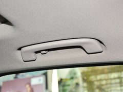 2013款 335i 3.0T 自动 风尚设计套装