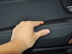 2013款 335i 3.0T 自动 风尚设计套装