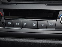 2013款 335i 3.0T 自动 风尚设计套装