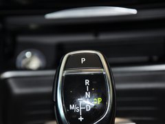 2013款 335i 3.0T 自动 风尚设计套装