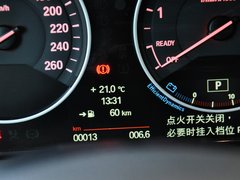 2013款 335i 3.0T 自动 风尚设计套装