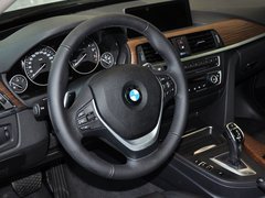 2013款 335i 3.0T 自动 风尚设计套装
