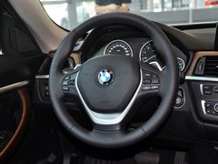 2013款 335i 3.0T 自动 风尚设计套装