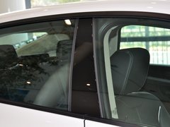 2013款 335i 3.0T 自动 风尚设计套装