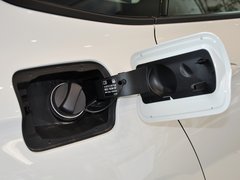 2013款 335i 3.0T 自动 风尚设计套装