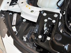 2013款 335i 3.0T 自动 风尚设计套装