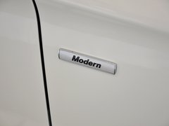 2013款 335i 3.0T 自动 风尚设计套装