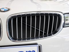 2013款 335i 3.0T 自动 风尚设计套装