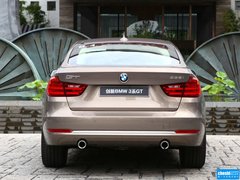 2013款 335i 3.0T 自動 風(fēng)尚設(shè)計套裝