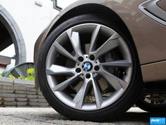 2013款 335i 3.0T 自动 风尚设计套装